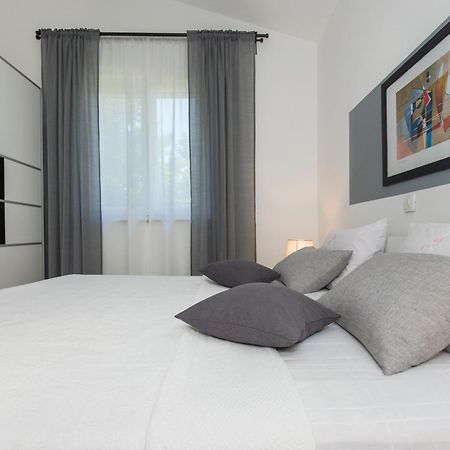Adorable Holiday House Lilla-With Pool-Near Old Town Labin Labin  Exterior photo