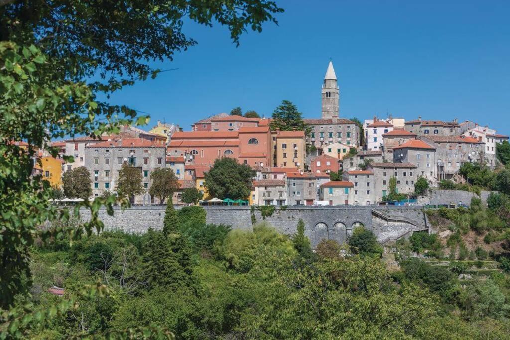 Adorable Holiday House Lilla-With Pool-Near Old Town Labin Labin  Exterior photo