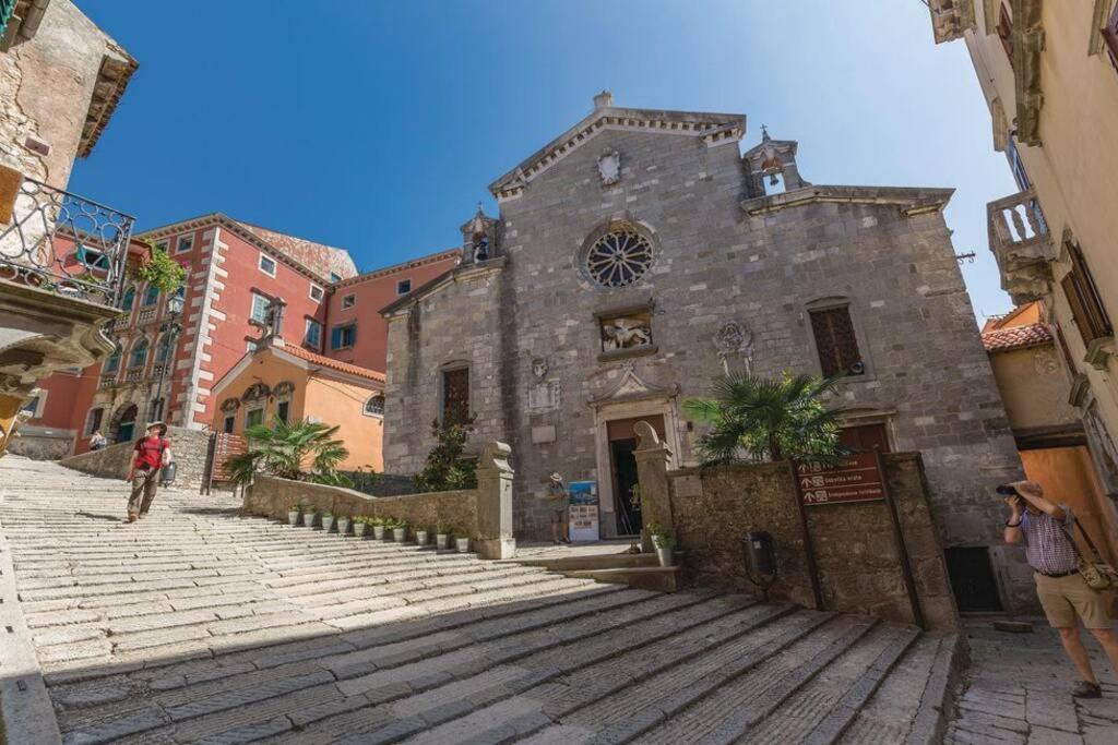 Adorable Holiday House Lilla-With Pool-Near Old Town Labin Labin  Exterior photo